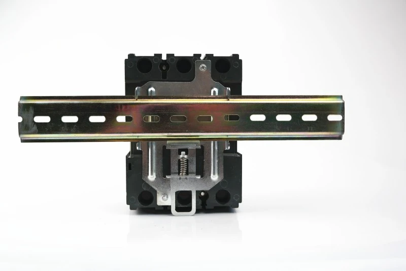 Fixed Type MCCB Moulded Case Circuit Breaker